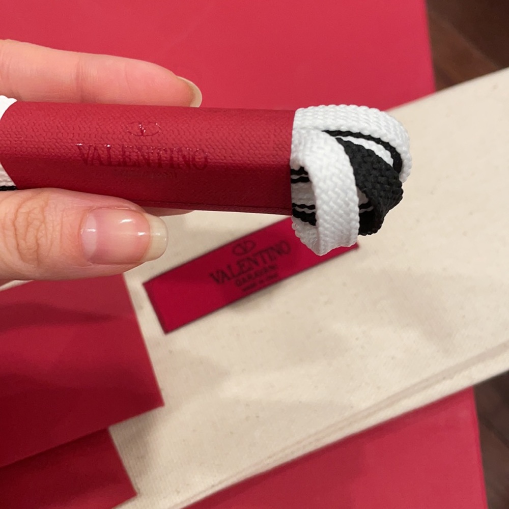 Valentino Rockstud Black and White Sneakers-BNIB - Picture 9 of 10